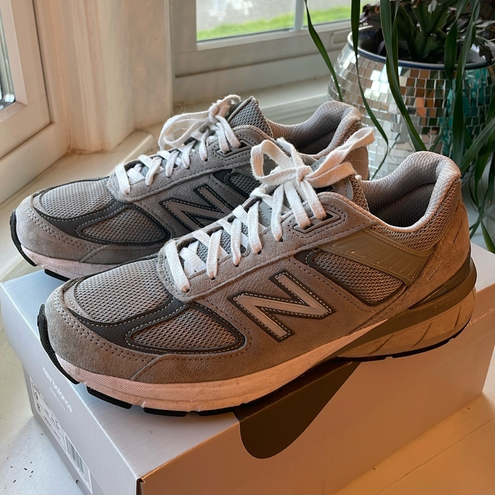 New balance 990 v5 Womens 9 Grey - Pair #1